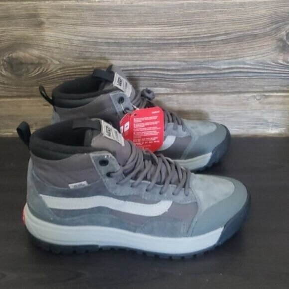 New Vans Ultrarange Exo Womens Hiking Sneakers Size 8 Outdoor Waterproof Utility - Picture 4 of 10